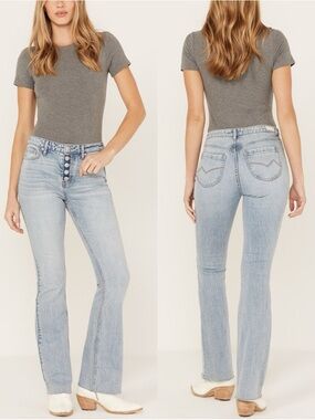CLEO + WOLF WOMEN'S LIGHT WASH HIGH RISE BOOTCUT JEANS 💕